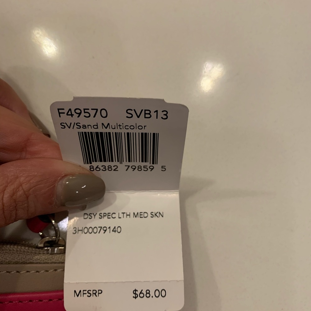 Wallet - Picture 4 of 4